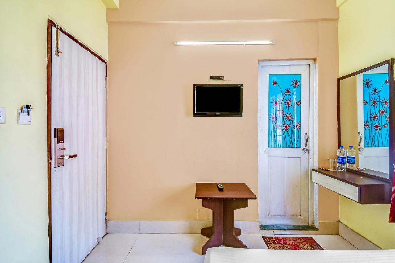 Capital O Kabita Guest House Near Acropolis Mall Calcutta Exterior foto