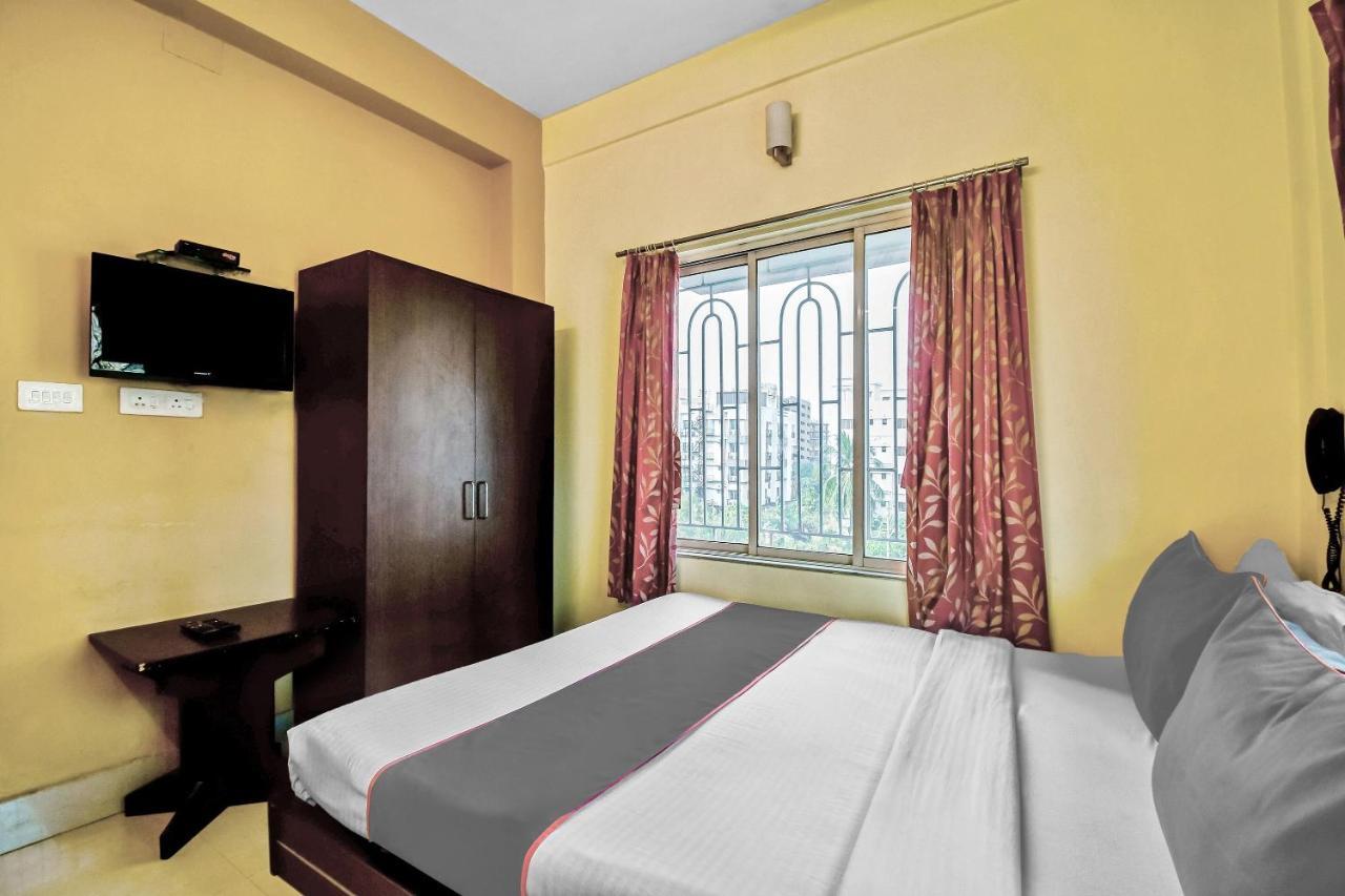 Capital O Kabita Guest House Near Acropolis Mall Calcutta Exterior foto