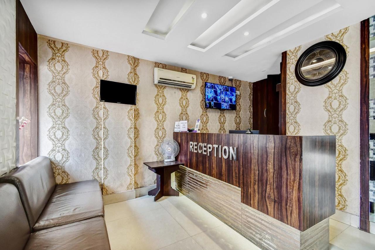 Capital O Kabita Guest House Near Acropolis Mall Calcutta Exterior foto