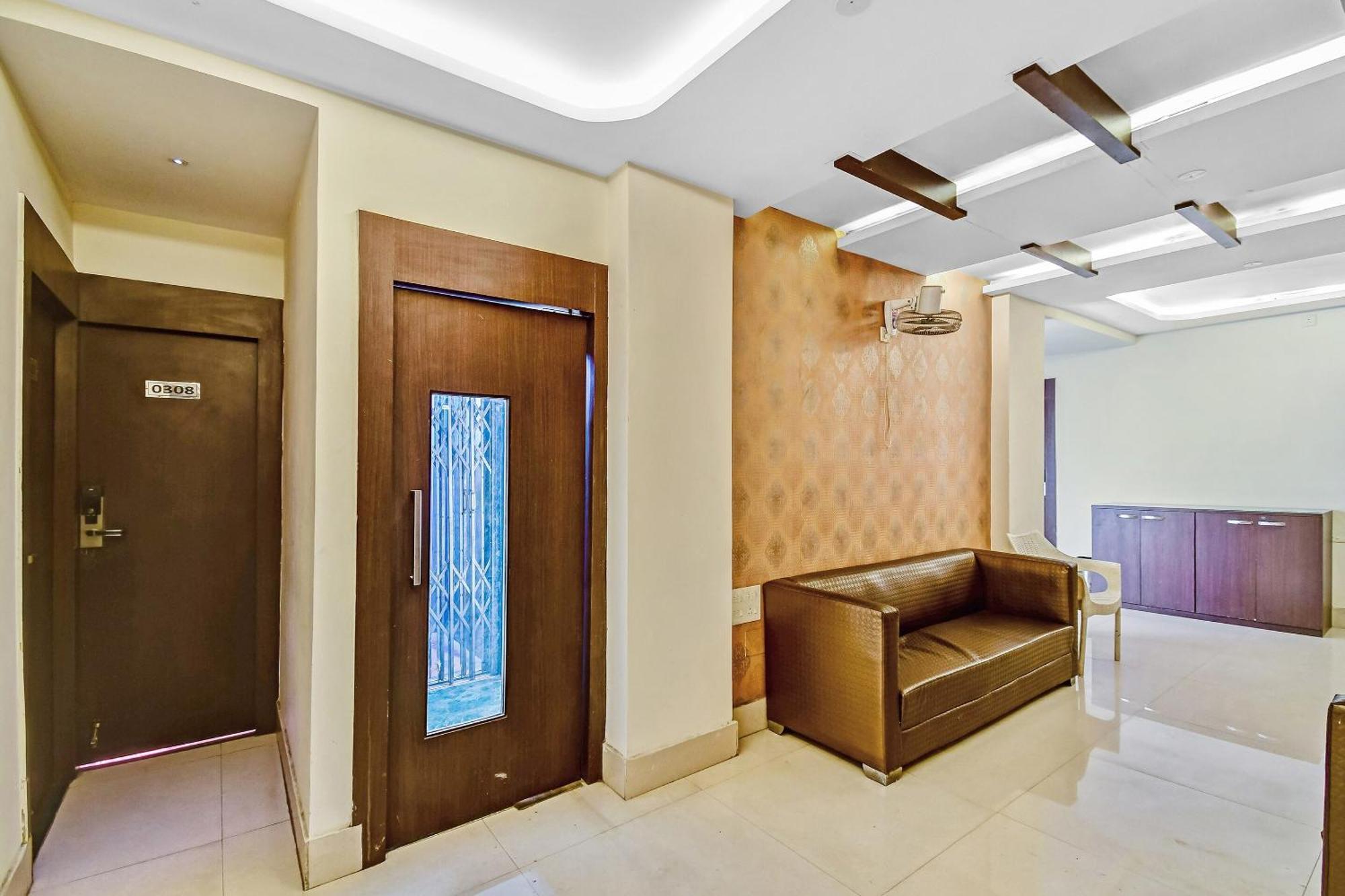 Capital O Kabita Guest House Near Acropolis Mall Calcutta Exterior foto