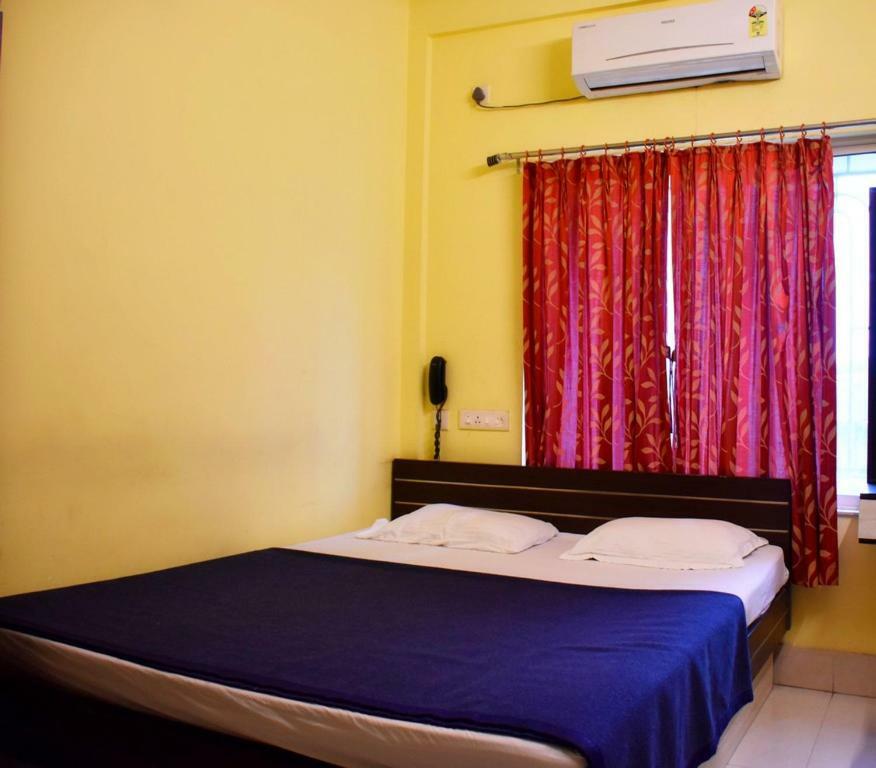 Capital O Kabita Guest House Near Acropolis Mall Calcutta Exterior foto